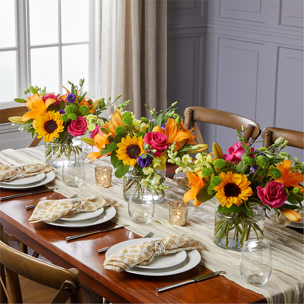 Best Day Centerpieces – CHRISTELL'S FLOWERS, Killeen TX
