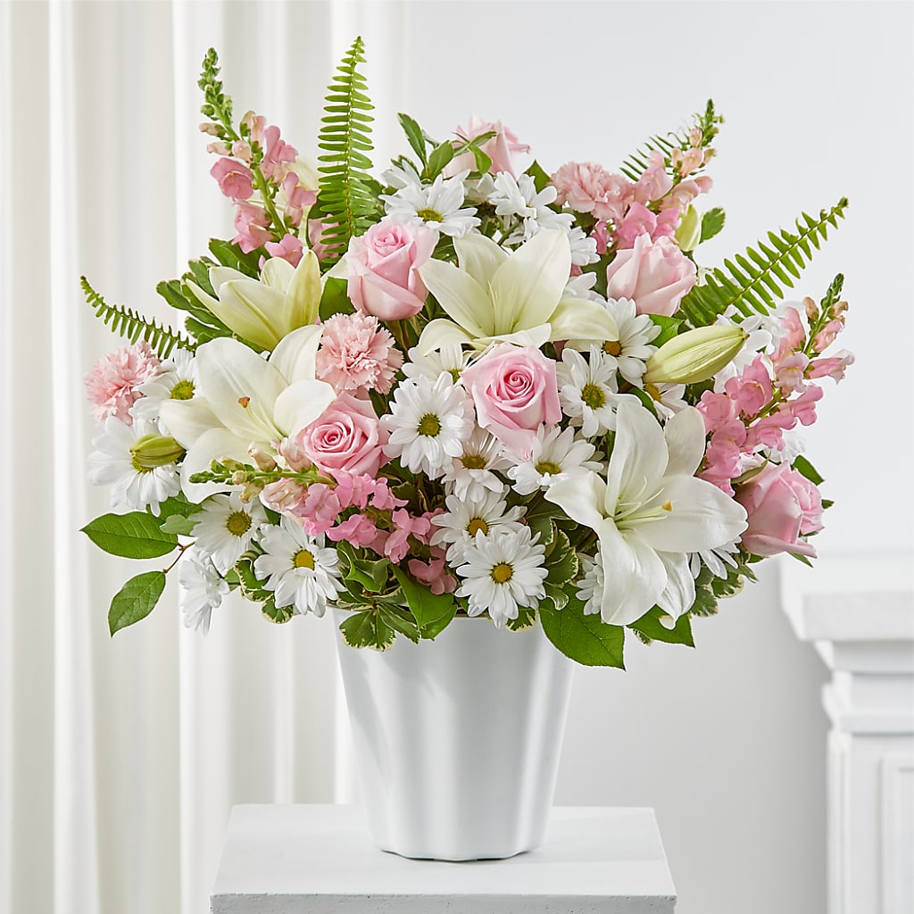 Soft Touch Tabletop Basket – CHRISTELL'S FLOWERS, Killeen TX