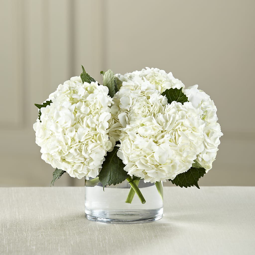 Chic Classic Centerpiece – CHRISTELL'S FLOWERS, Killeen TX