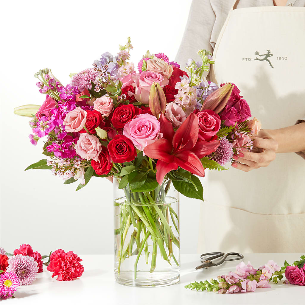 Swooning Over You - A Luxury Florist Original – CHRISTELL'S FLOWERS, Killeen TX