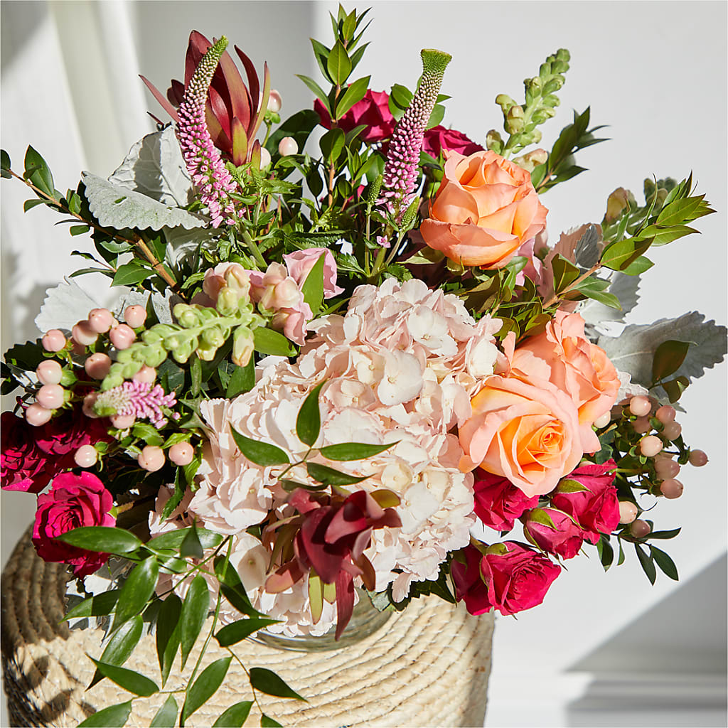 Glitz & Glam Bouquet – CHRISTELL'S FLOWERS, Killeen TX